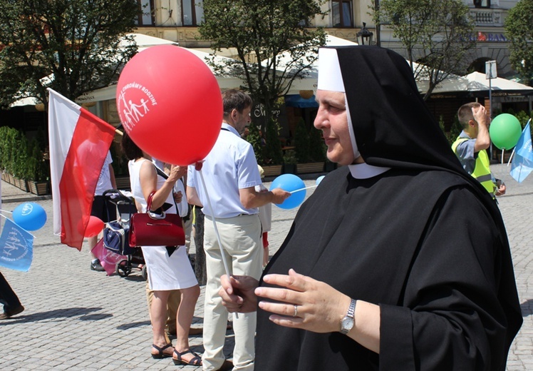 Cieszyn: ostatnie chwile przed marszem dla rodziny