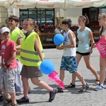 Rodzinny polonez na Marszu dla Życia i Rodziny