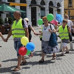 Rodzinny polonez na Marszu dla Życia i Rodziny