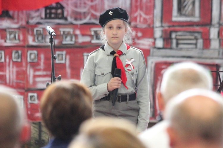 VIII Festiwalu Piosenki i Pieśni Patriotycznej w Jezioranach