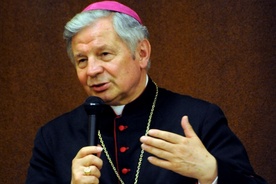 Bp Henryk Tomasik