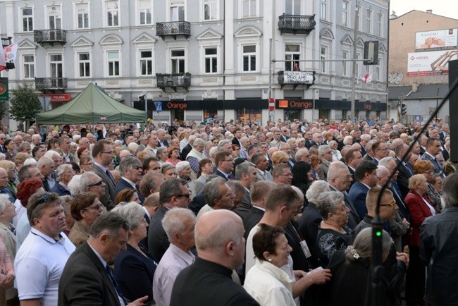 Prezydent elekt na rocznicy radomskiego czerwca '76