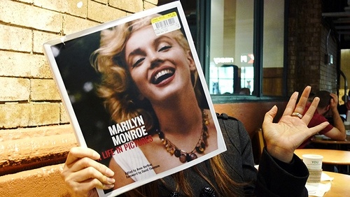 Z twarzą Marilyn Monroe we Wrocławiu