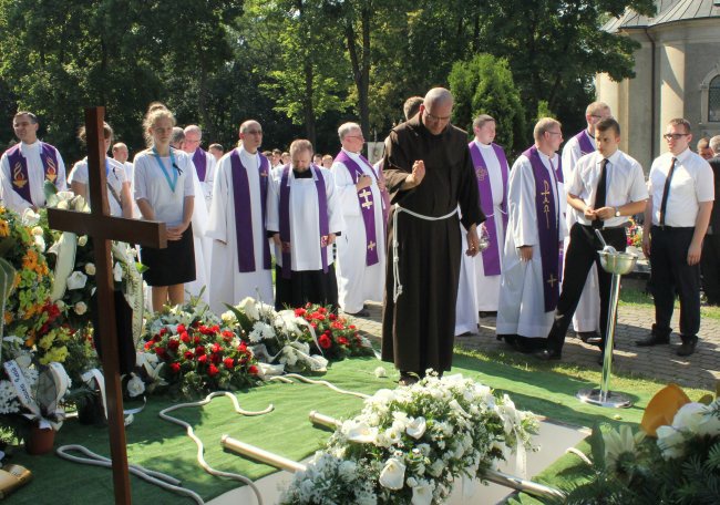 Pogrzeb śp. ks. Mariana Piotrowskiego cz. 2