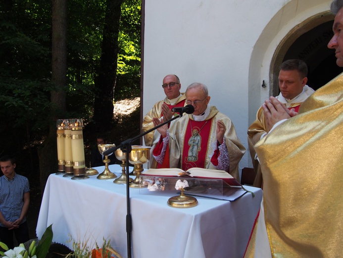 Tropie - Msza św. w pustelni