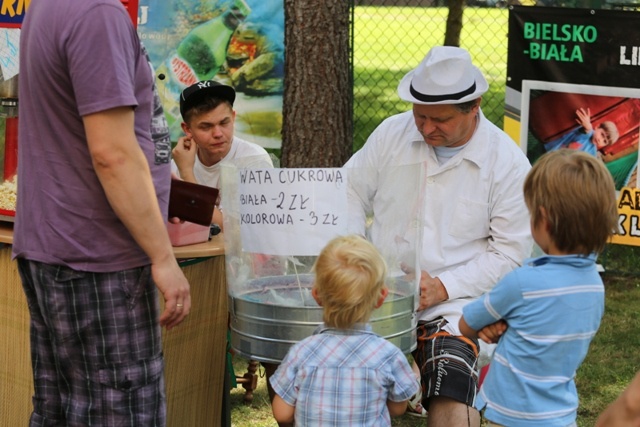 Piknik Rodzinny w bielskiej parafii NSPJ