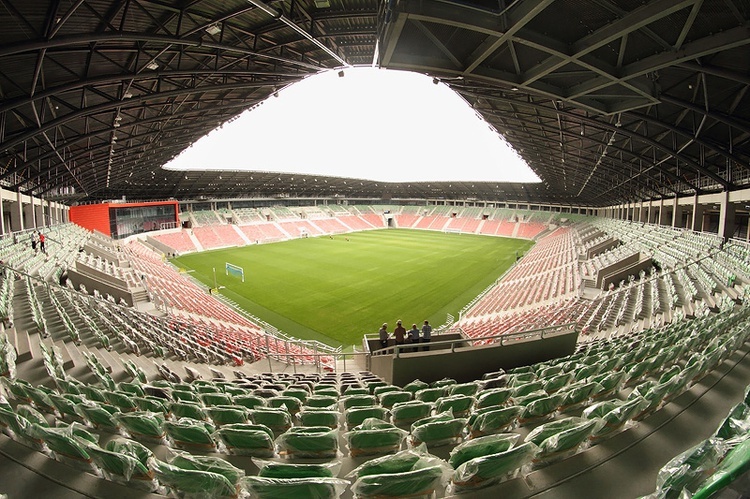 Nowy Stadion w Tychach - w środku