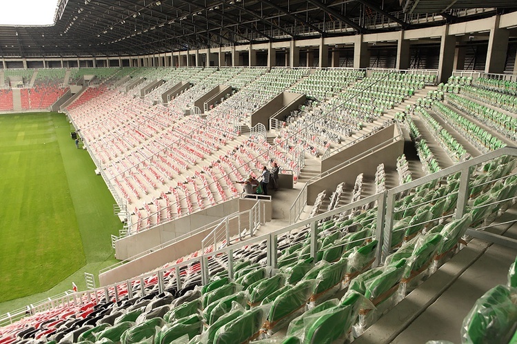 Nowy Stadion w Tychach - w środku