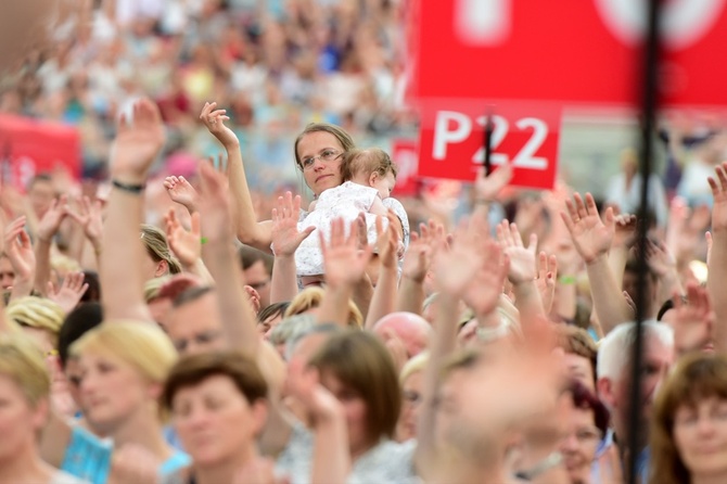 Jezus na Stadionie cz. 2