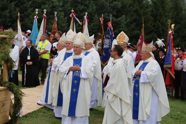 Jubileuszowy hołd dla MB Rychwałdzkiej