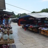 Bazar handlowy na pl. 3 Maja