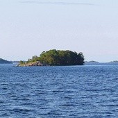 Przykładem wybrzeża szkierowego jest Archipelag Sztokholmski położony u wybrzeży Szwecji