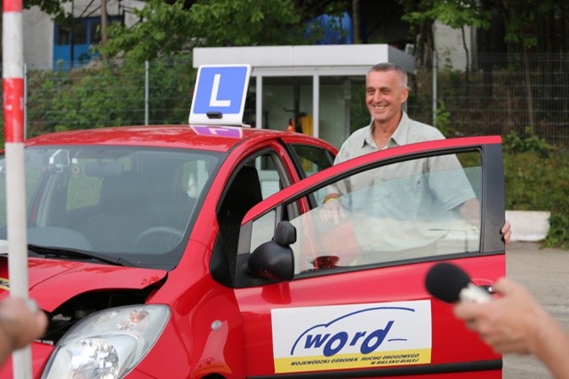 Bezpieczni na drodze: akcja WORD i Caritas dla kierowców