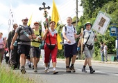 70. Pielgrzymka Rybnicka - dzień pierwszy - w drodze