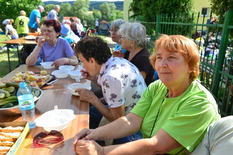 Szóstka w drodze