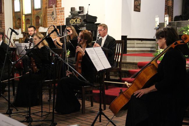 Koncert w hołdzie powstańcom warszawskim