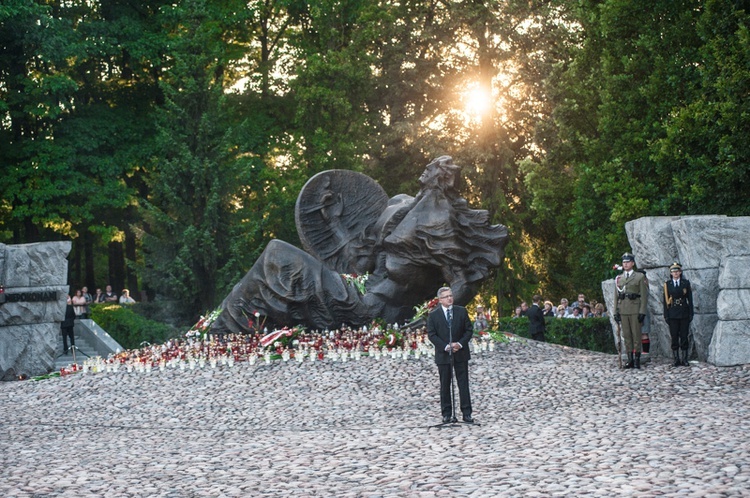 Msza św. na  Cmentarzu Powstańców Warszawy