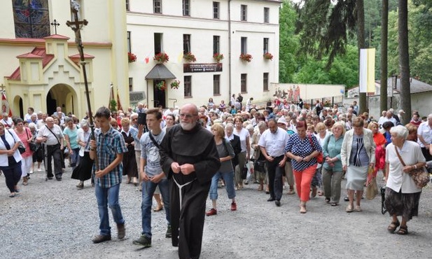 Gospodarka nas nie zjednoczy