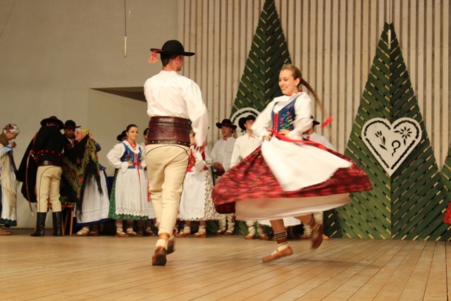 Koncert laureatów Festiwalu Górali Polskich na 52. TKB w Żywcu