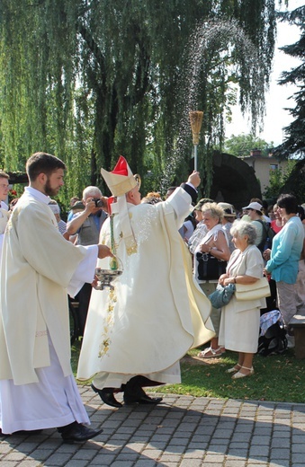 24. Piesza Pielgrzymka Diecezji Bielsko-Żywieckiej na Jasną Górę - w Hałcnowie