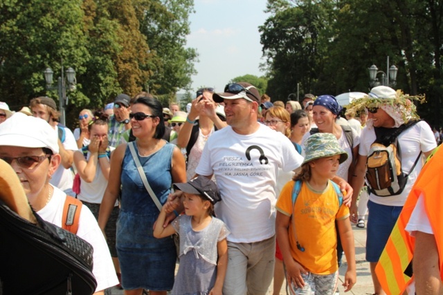 Powitanie pielgrzymów bielsko-żywieckich A.D. 2015 - cz. 1