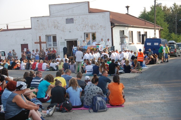 Msza św. w Gocławicach