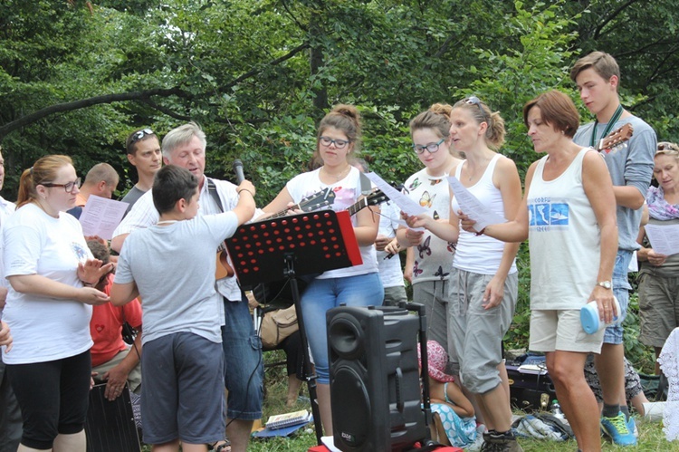 III Ewangelizacja w Beskidach - Hrobacza Łąka - cz. 1