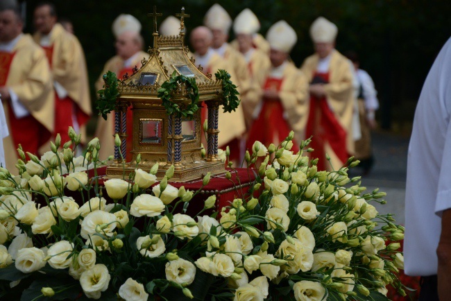 Odpust w Kamieniu Śl. i 30. rocznica sakry biskupiej