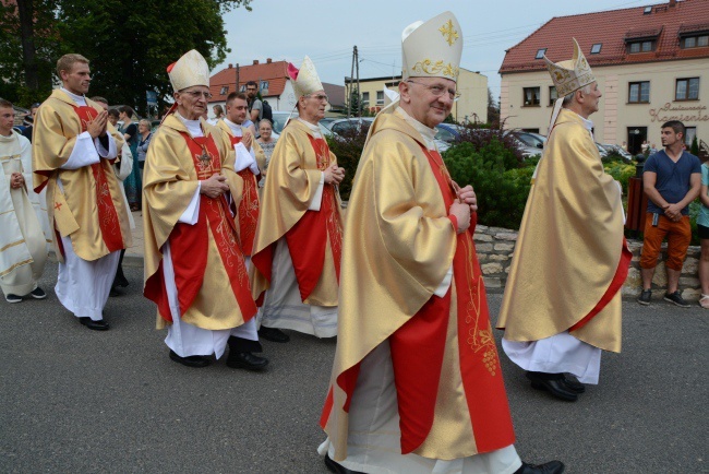 Odpust w Kamieniu Śl. i 30. rocznica sakry biskupiej