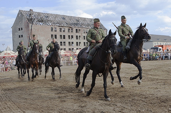 Zlot Pojazdów Militarnych