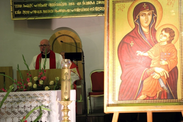 Powitanie symboli ŚDM w diecezji łowickiej