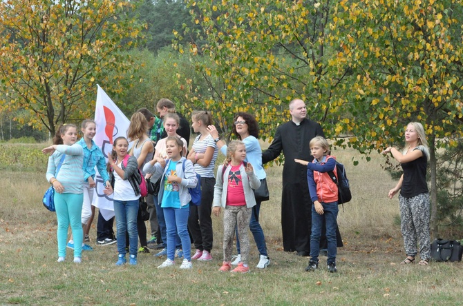 II Pielgrzymka Młodych Diecezji Kieleckiej do Zabawy