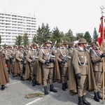 Pod pomnikiem Porozumień Jastrzębskich