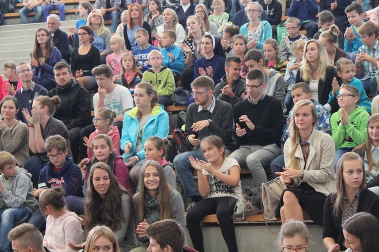 Młodzi w amfiteatrze w Żywcu - cz. 2, 2015