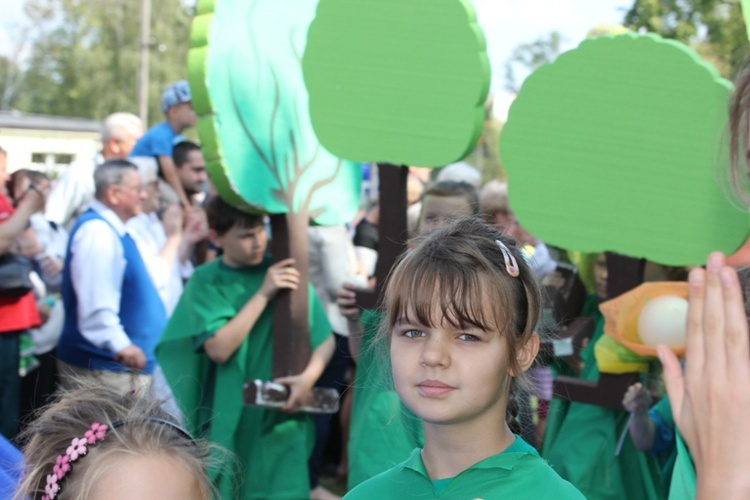 Skierniewicka parada otwierająca ŚKOiW w 2015 roku