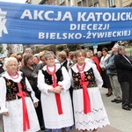 Marsz Akcji Katolickiej z pl. Matejki na Rynek Główny