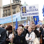 Marsz Akcji Katolickiej z pl. Matejki na Rynek Główny