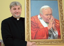 – Św. Jan Paweł II, który jest patronem rodzącego się Dzieła Modlitwy,  nawet w cierpieniu ukazywał piękno kapłaństwa i radość z niego płynącą  – podkreśla ks. Janusz Iwańczuk