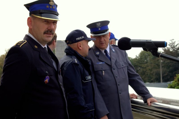 Protest służb mundurowych w Olsztynie