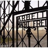 Niemcy wysłali uchodźców do... KL Dachau