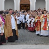 Oczekiwanie na obraz w Jadownikach Mokrych