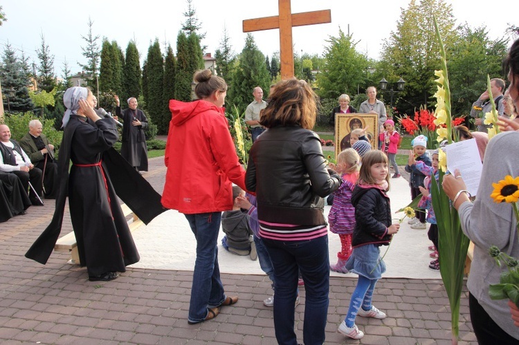 Symbole ŚDM w Domu Kapłana Seniora