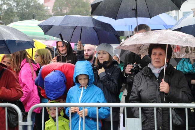 Zabierzowskie Uwielbienie w klimacie ŚDM