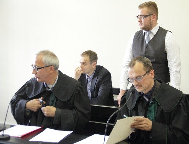 Mateusz (po lewej) i Krzysztof (po lewej) nadal walczą w sądzie o uniewinnienie