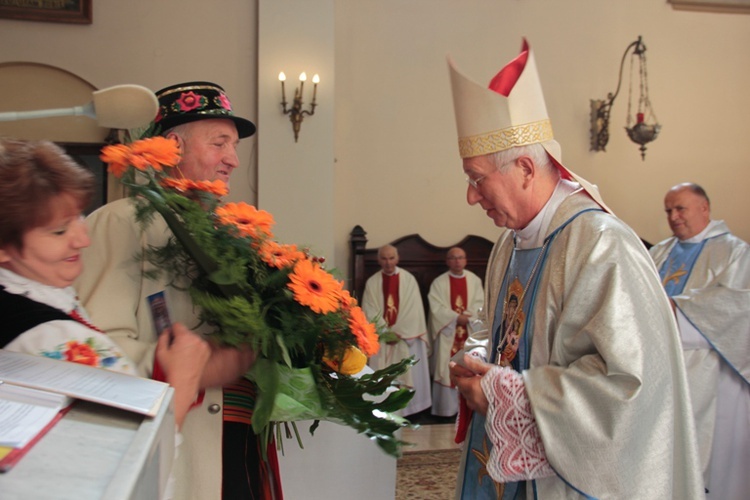 Róże Różańcowe w Domaniewicach - Eucharystia