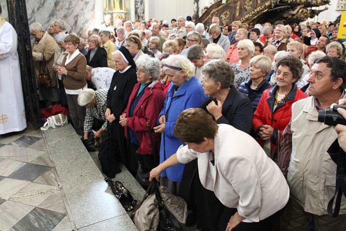 Pielgrzymka Różańcowa w Bardzie