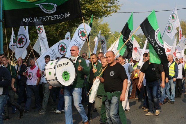 Manifestacja górników pod kopalnią "Brzeszcze"