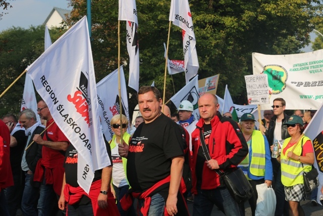 Manifestacja górników pod kopalnią "Brzeszcze"