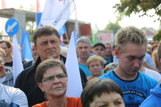 Manifestacja górników pod kopalnią "Brzeszcze"