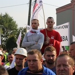 Manifestacja górników pod kopalnią "Brzeszcze"